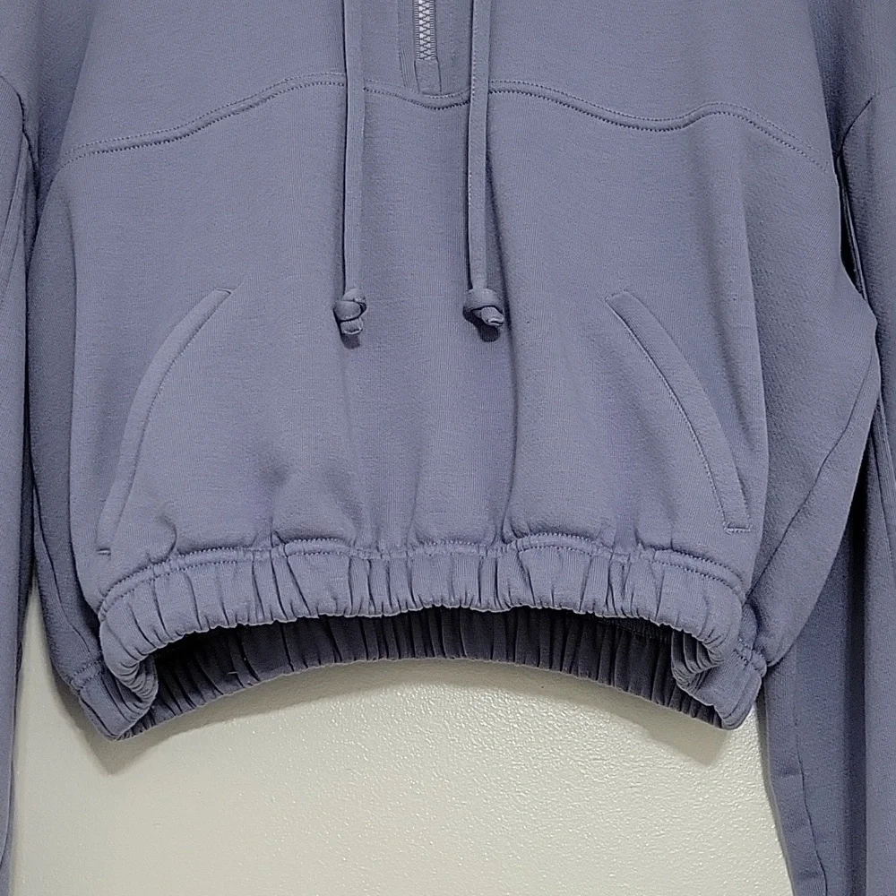 ALO Yoga Lavender Cropped Hoodie Pullover